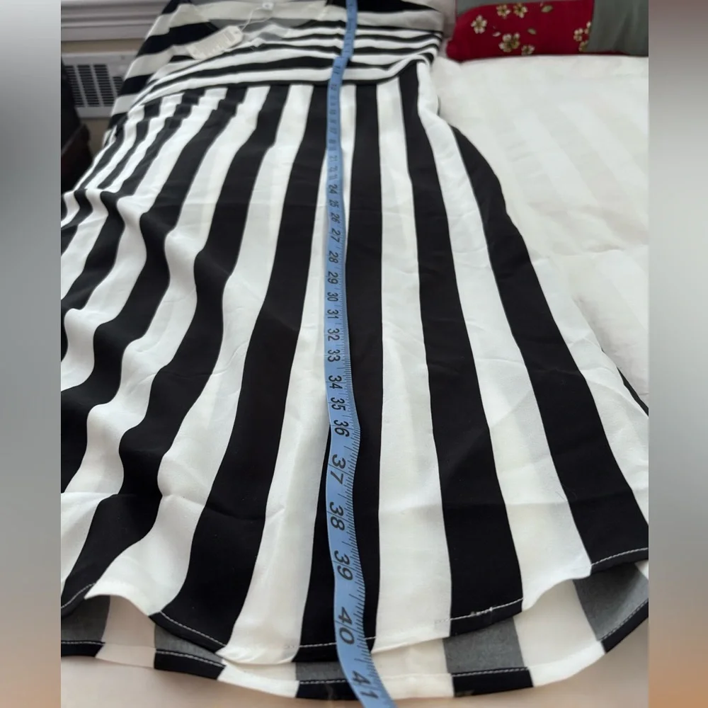NWT Striped Dress - Modern - Picture 4 of 11